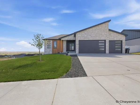 4100 Sage Rd, Cheyenne, WY 82001