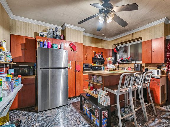 4th image of 88-35 75th Street