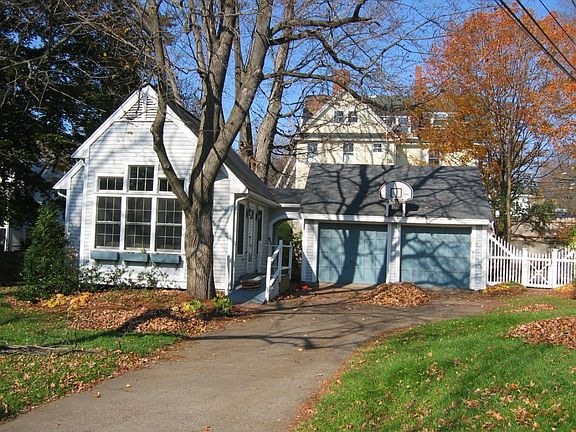 Garage and Guesthouse