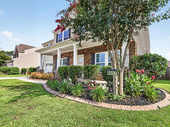 4th image of 8007 Seastar Ln