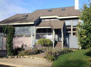 1234 N Lake Dr, Wauconda, IL