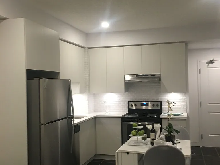 2490 Old Bronte Rd #402 — Photo 3