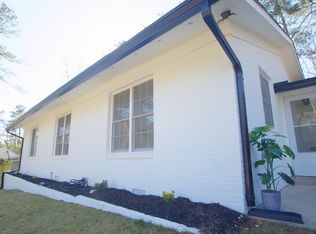 3655 Woodstream Cir, Atlanta, GA 30319