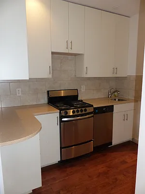 Rented by Immac Realty | media 19