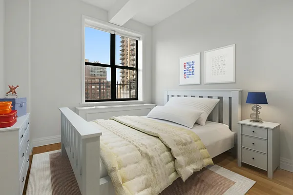 Rented by Stonehenge NYC LLC | media 11