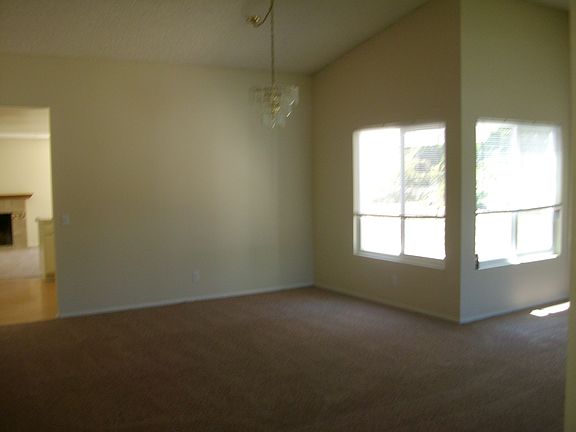 3rd image of 4038 Monterey Ct