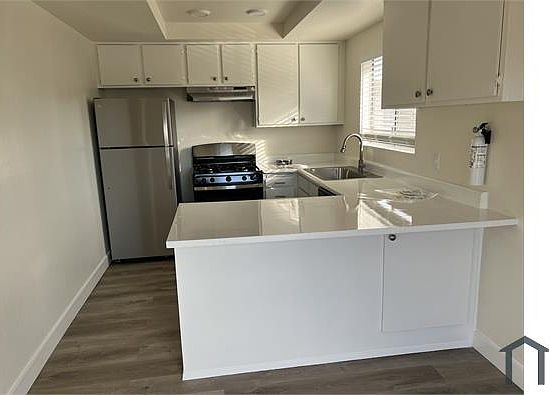 3rd image of 1219 Arcadia Ave APT D