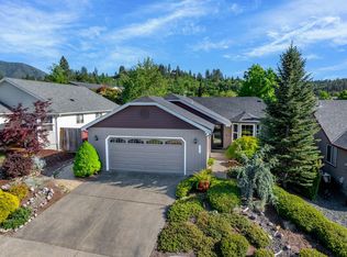 177 SE Independence Dr, Grants Pass, OR 97527