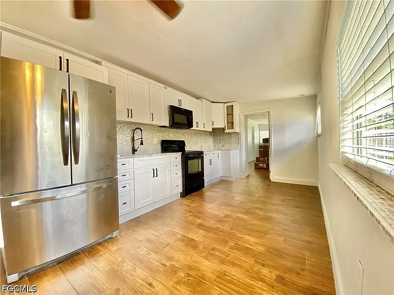 106 Leeland Heights Blvd W — Photo 6