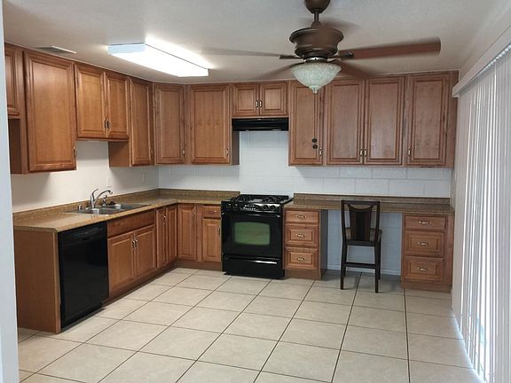 2nd image of 4115 Lake Blvd