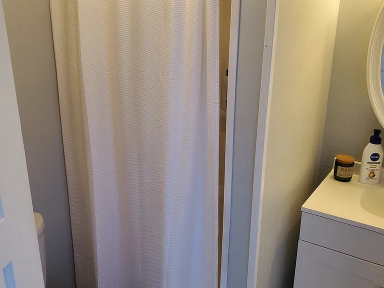 17 Norton St #2 — Photo 10