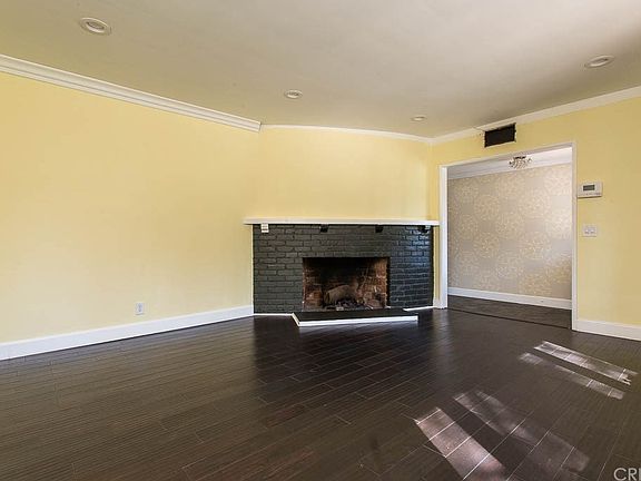 3rd image of 6061 Shirley Ave