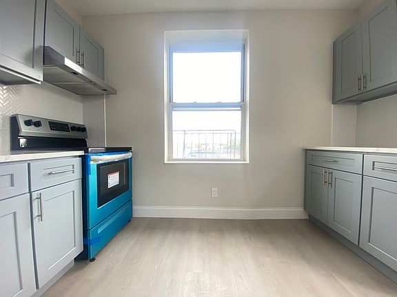 3rd image of 25-75 42nd St #4