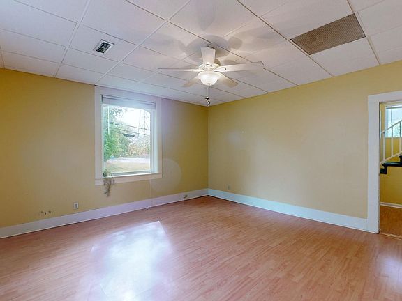 5th image of 307 N 7th St
