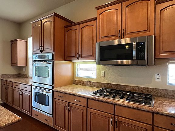 5th image of 1256 Jorgenson Dr