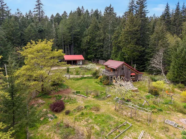 9210 McFarlane Rd, Comox Valley, BC V0R 1T0