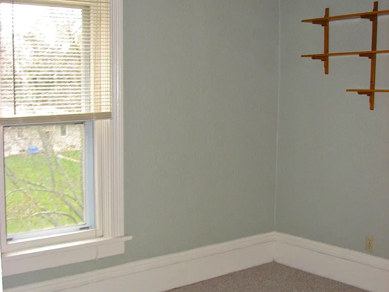 1846 Bennett St — Photo 8