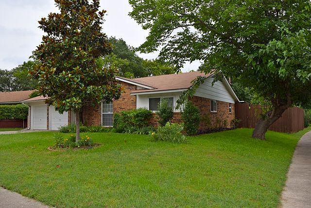 1st image of 1230 Derby Dr