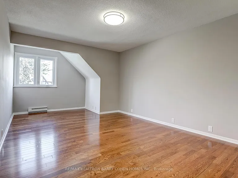 9 Sonata Cres — Photo 28