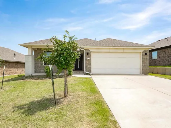 4323 S Country Club Dr, Stillwater, OK 74074