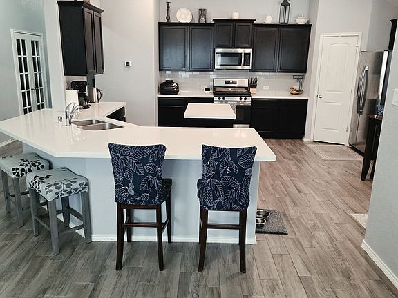 2nd image of 1312 Trumpet Dr