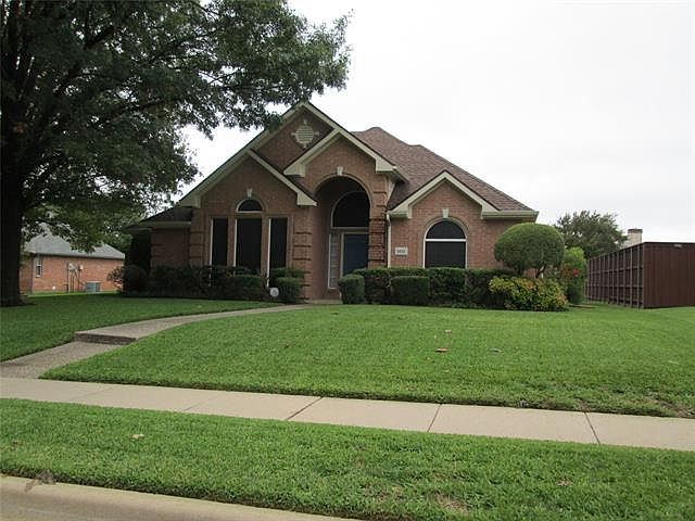 1st image of 2621 Red Bluff Ct
