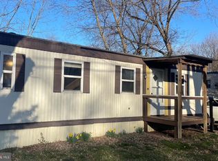 1387 Frank Rd, Chambersburg, PA 17202