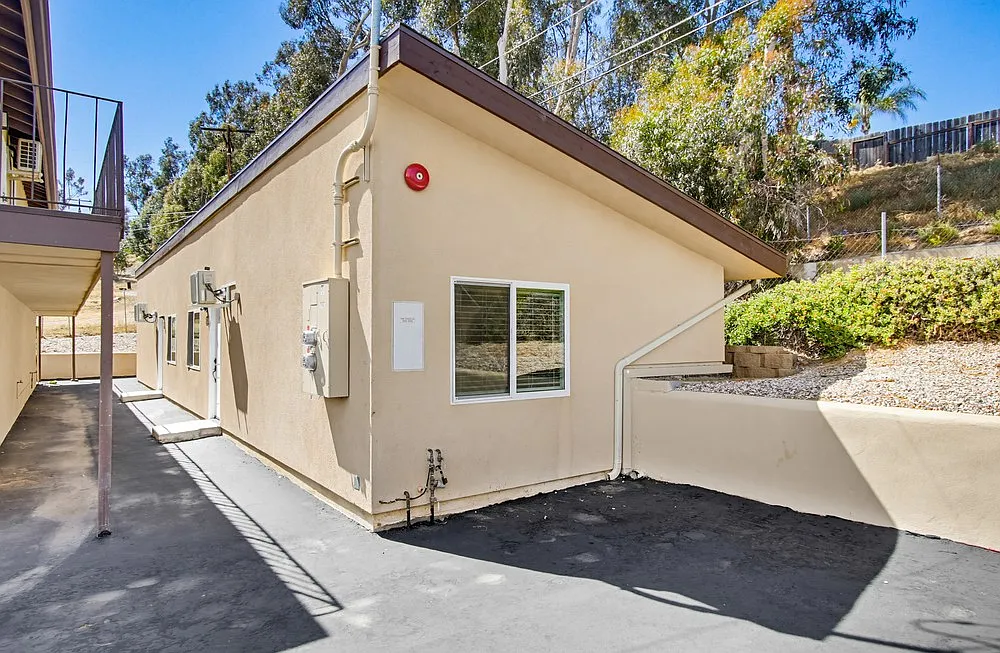 Building Photo - 782 N Alda Dr #772