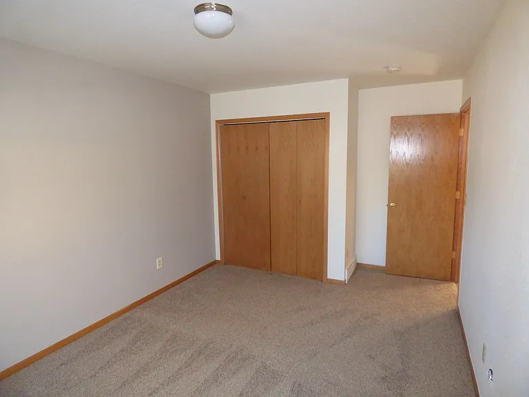 1787 Kokanee Ct — Photo 7