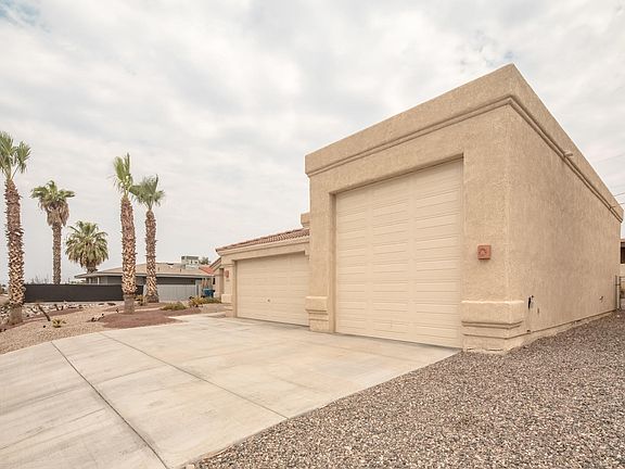 3rd image of 830 Scout Dr