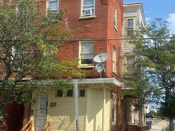 3rd image of 901 Jefferson St
