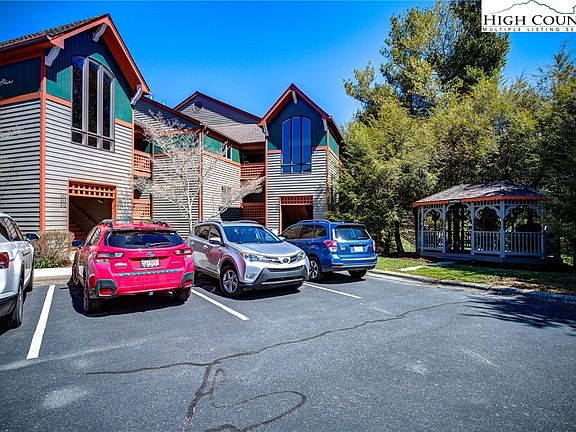 2nd image of 151 Deer Valley Drive #225