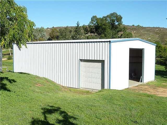 2nd image of 2119 Pamo Rd