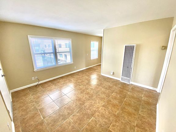 3rd image of 180 N Glover Ave