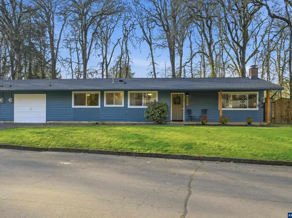 241 NE Azalea Dr, Corvallis, OR 97330