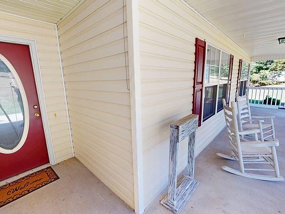 4th image of 406 Arrowhatchee Dr