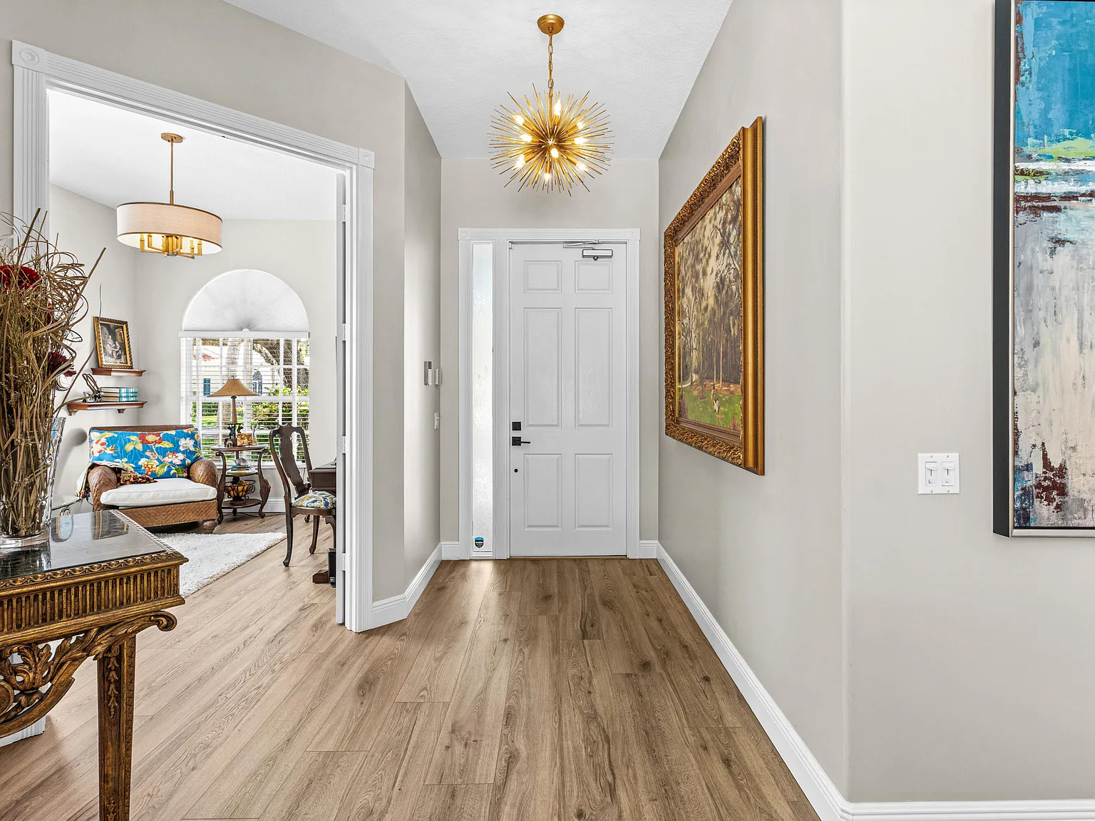 3 bed, 2.0 bath, 2000 sqft, $12,000 — Photo 4