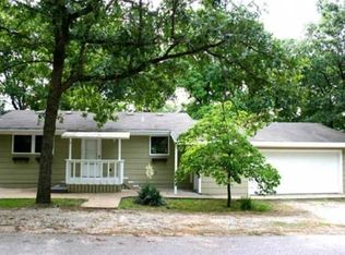 722 Riley Ridge Rd, Linn Creek, MO 65052