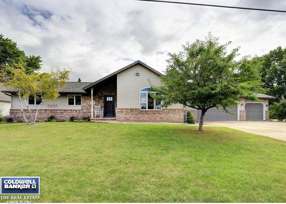 1st image of 238 Lakeshore Dr
