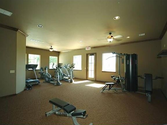 3rd image of 17322 Clove Hill Pl