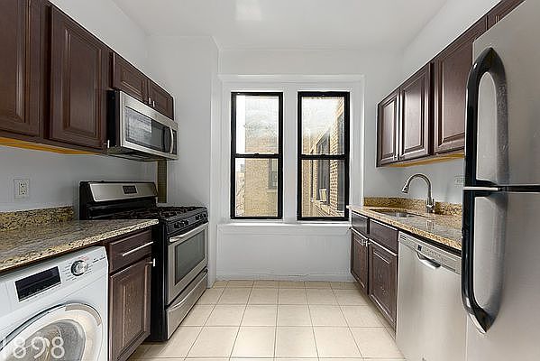 1st image of 1 Wadsworth Ave #5D