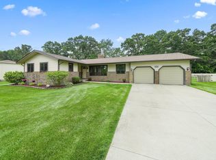 51851 Bellflower Ln, Granger, IN