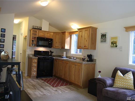 4th image of 288 Paradise Dr
