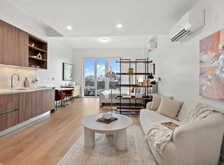 50 E 10th St #220, Brooklyn, NY 11218