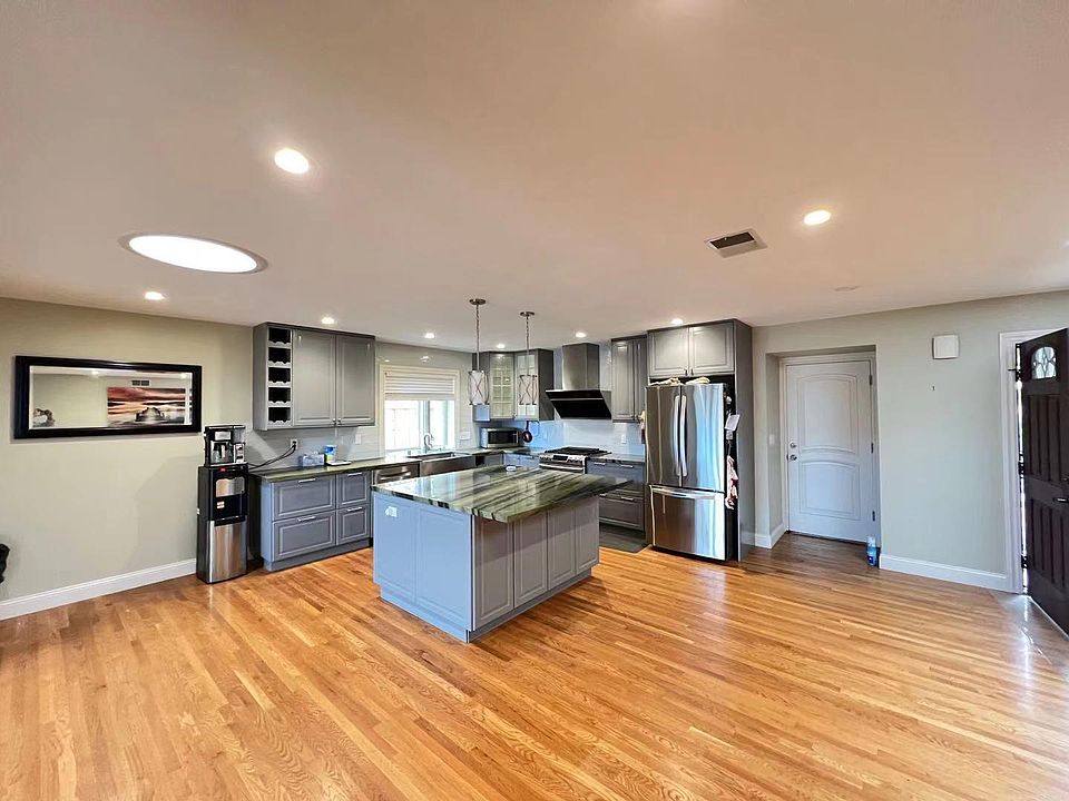 1st image of 5013 Vanderbilt Dr