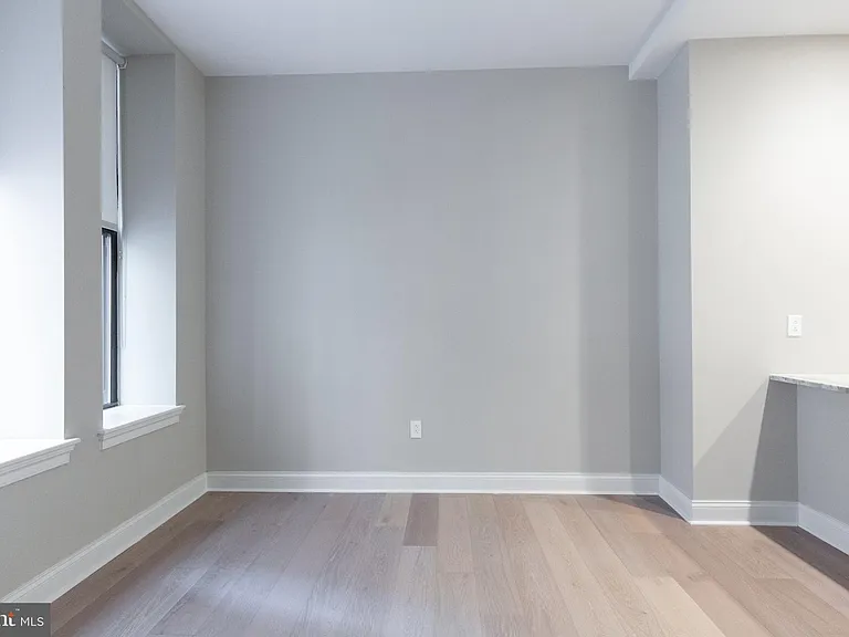 1411-1 Walnut St #203 — Photo 10
