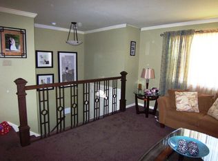 690 Boxwood Dr, Upper Chichester, PA 19014
