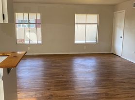 300 Stony Point Rd
