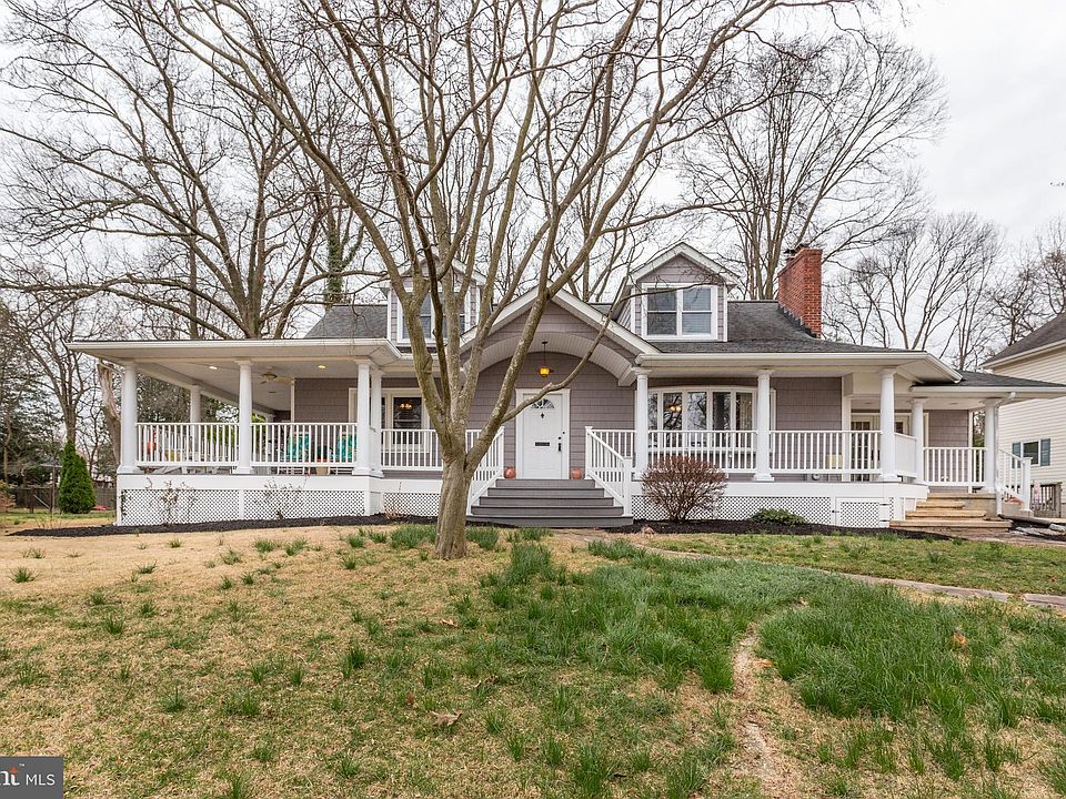 1st image of 1043 Sun Valley Dr