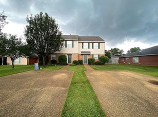 47 Meadowoods Ter, Jackson, MS 39211
